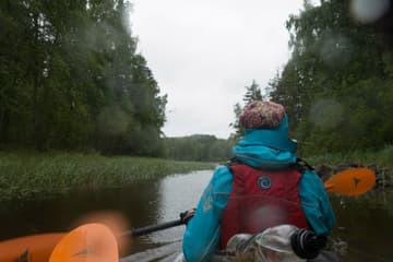 Погода не позволяла идти по Большой Ладоге и мы ушли в шхеры. Спокойно и красиво.